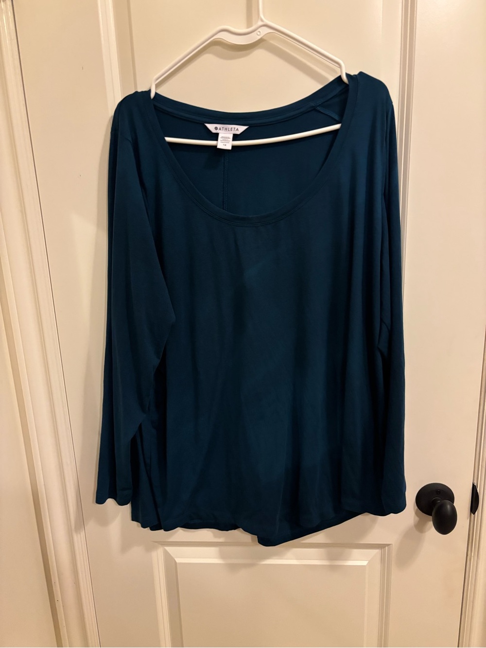 Women’s Athleta long sleeve Tee in Deep Teal Sz 1x - Picture 3 of 6